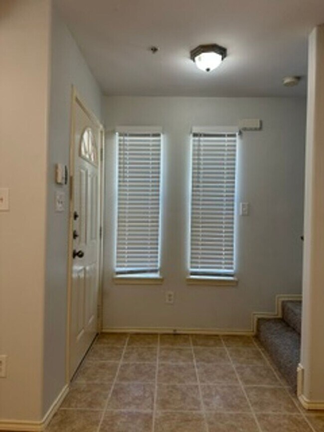 Foto del edificio - 102 S 48th Ln