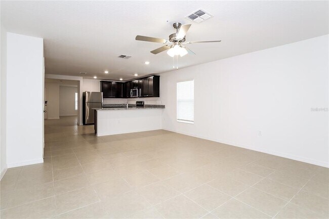 Foto del edificio - 1677 Hideaway Flat St