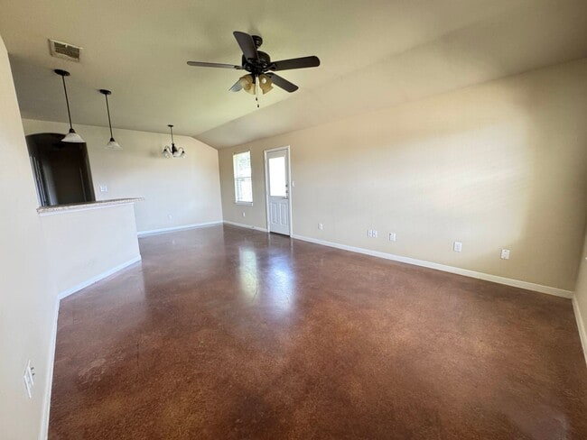 Building Photo - 4305 Cambridge Dr