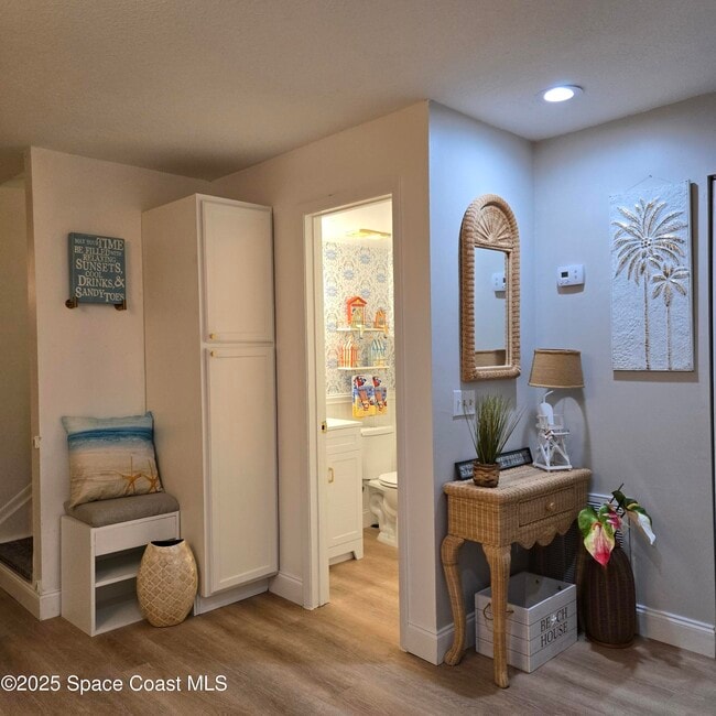 Foto del edificio - 8761 Ilex Ct