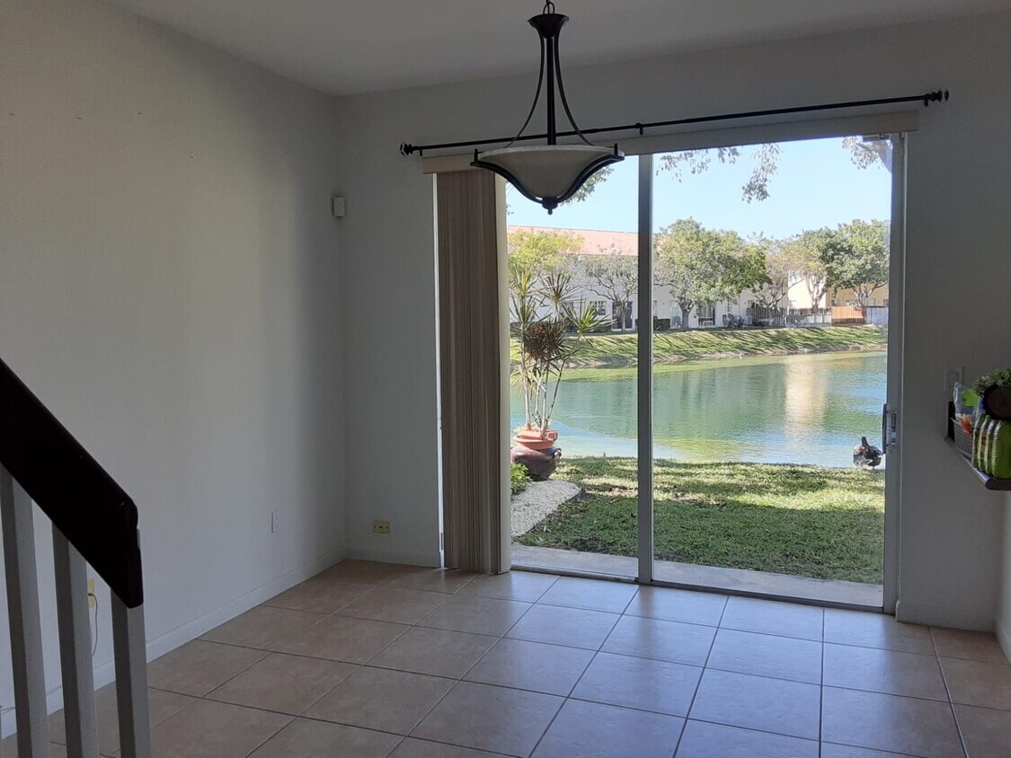 2155 NE 3rd Ct, Homestead, FL 33033 Townhome Rentals in Homestead FL