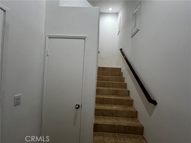 Building Photo - 8090 Cornwall Ct