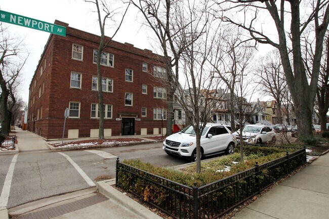 Building Photo - 1901 W Newport Ave