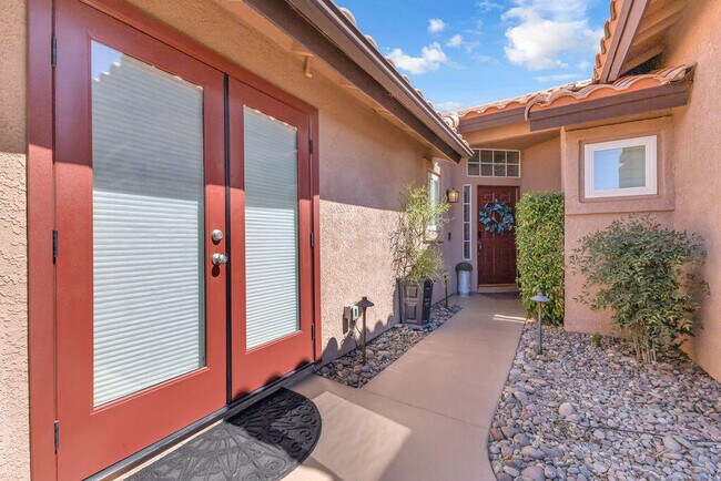 Building Photo - 44310 Villeta Dr