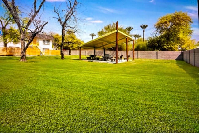 Photo - 2627 N 27th St Apartment