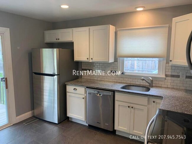 Foto del edificio - 173 Parkway N