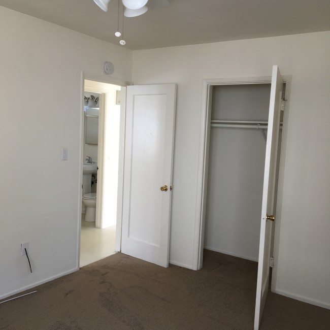 Foto del edificio - 4117 1/2 Ingraham St.
