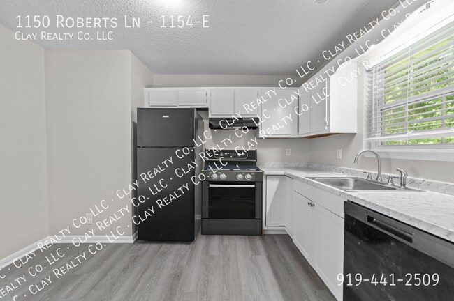 Foto del edificio - 1150 Roberts Ln