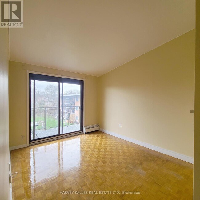 Photo du bâtiment - 80 Blackfriar Ave