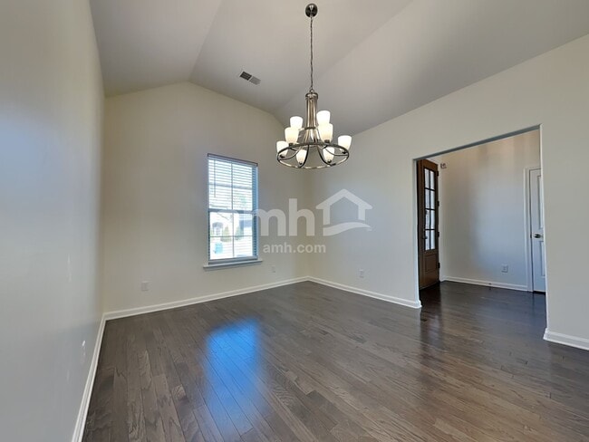 Foto del edificio - 5571 Stonecrest Dr