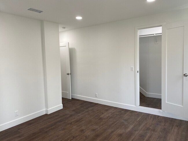 Building Photo - 1436 Selby Ave