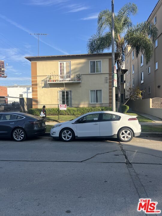 Foto del edificio - 130 Orlando Ave