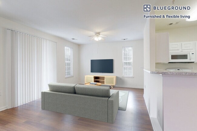 Foto del edificio - 8185 Scenic Meadow Dr