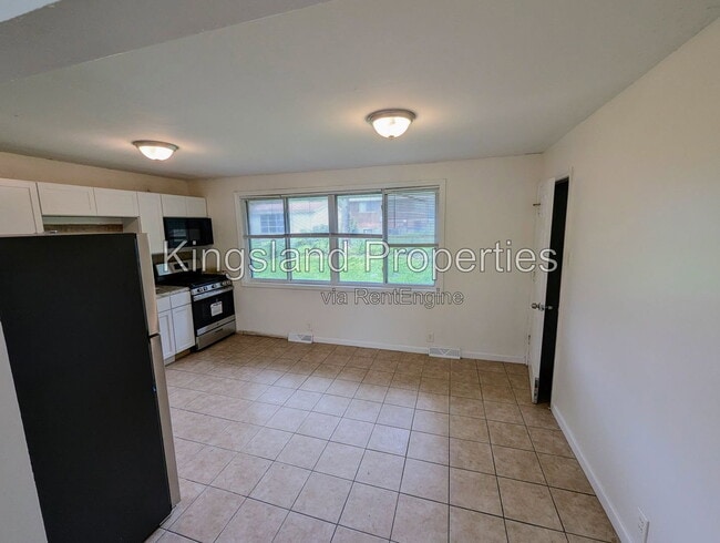 Photo - 10229 Edgefield Drive House