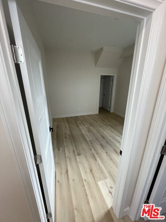 Foto del edificio - 16698 Moorpark St