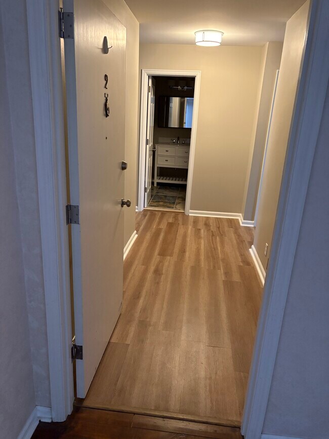 Unidad de condominio - 6518 Montero Dr