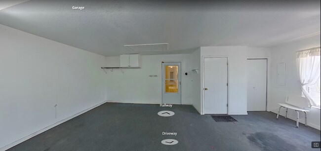 Garaje interior para 2 personas - 4895 County Road 134B