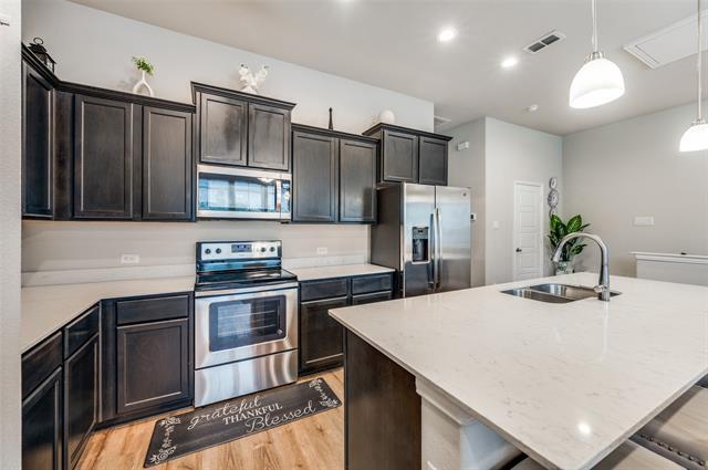 Foto del edificio - 1926 Bel Air Dr