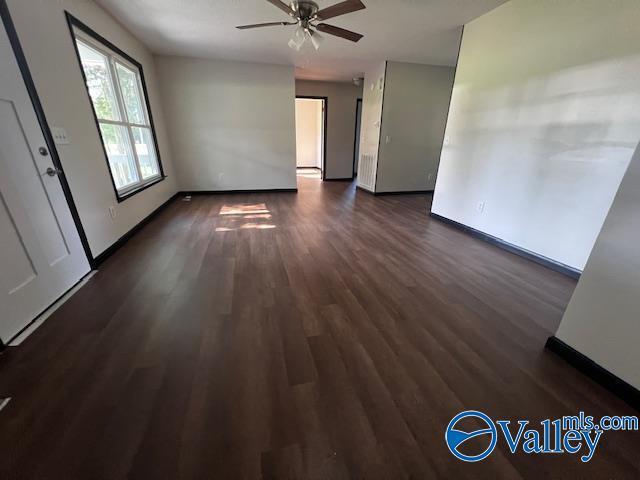 Foto del edificio - 704 7th St NE
