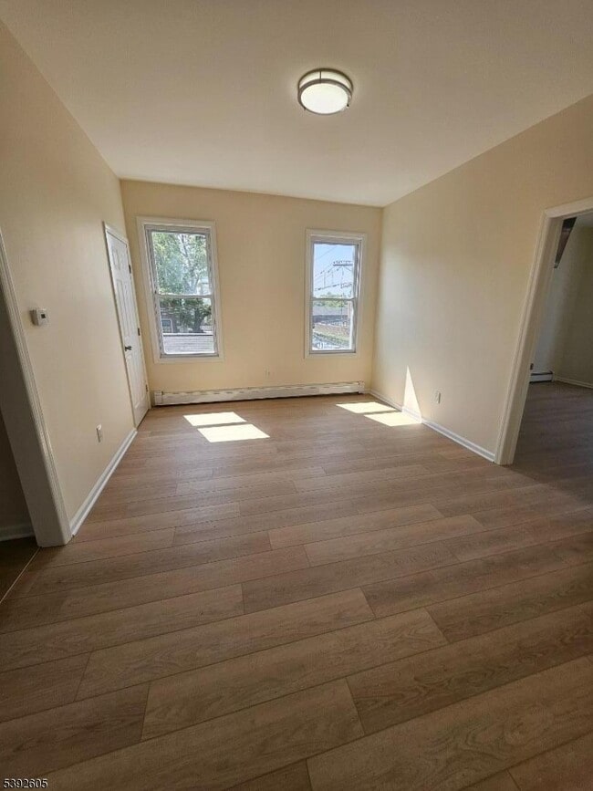 Building Photo - 372 Bergen St