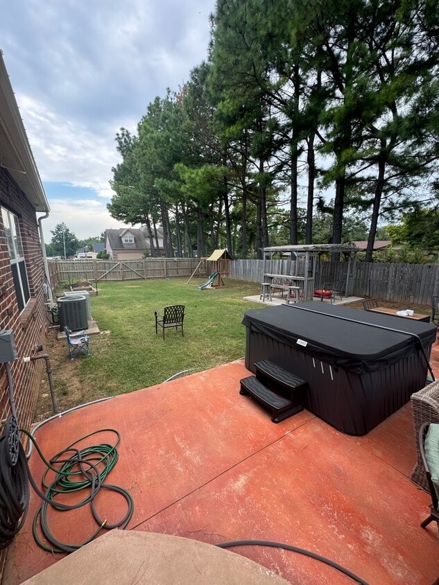 Primary Photo - 714 N 28th St