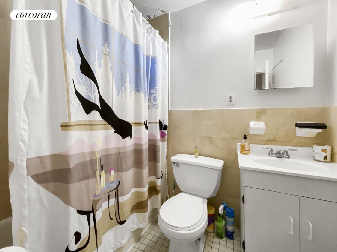 Foto del edificio - 200 W 123rd St