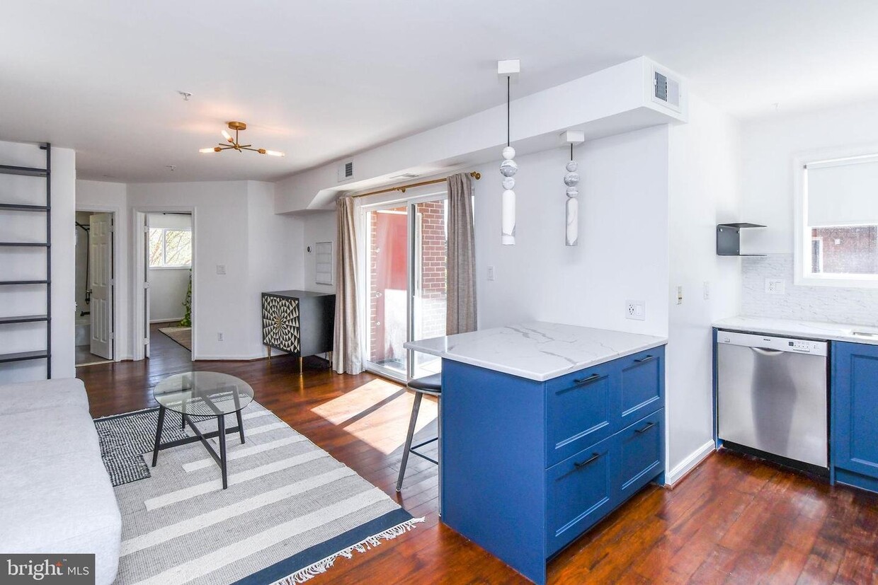 Photo - 1386 Bryant St NE (Washington, DC)
