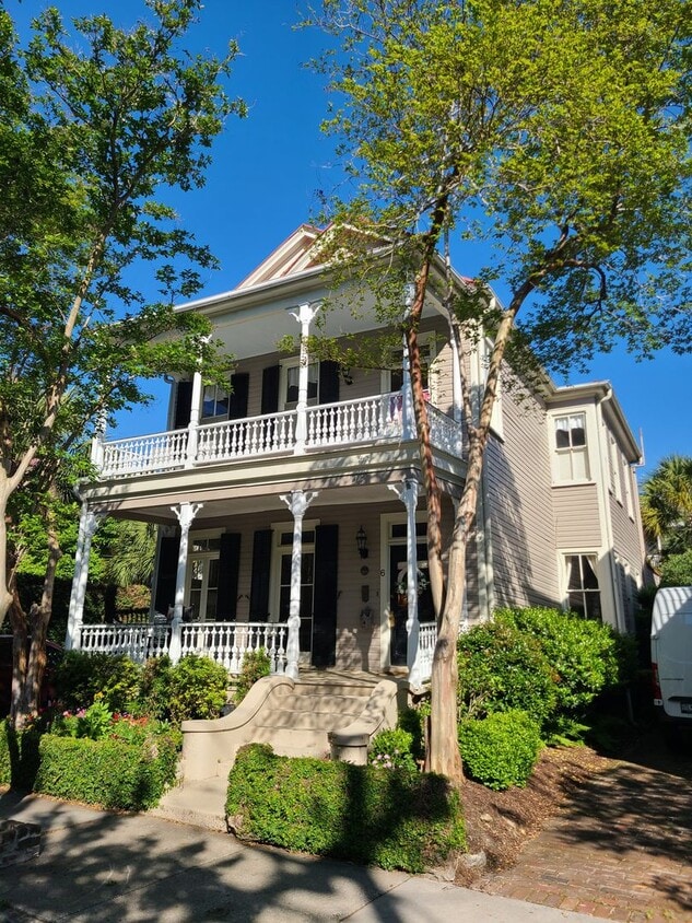 6 Wentworth St, Charleston, SC 29401 House Rental in Charleston, SC