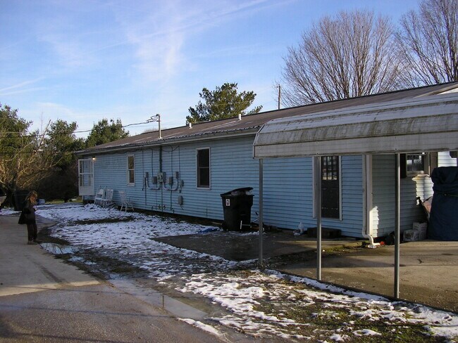 Building Photo - 3812 Charles Moran Highway