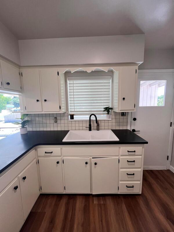 Building Photo - 346 S 600 E