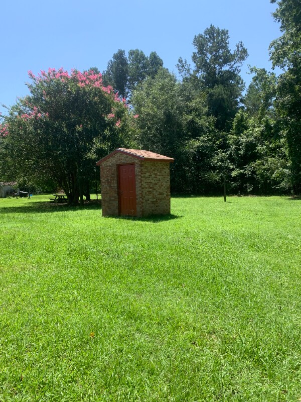 Foto del edificio - 1913 E 7 Pines St