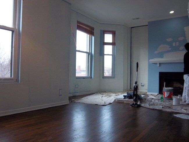 Foto del edificio - 2215 N Clifton Ave