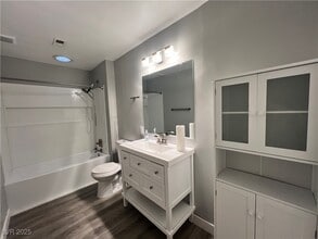 Building Photo - 3140 Hebard Dr