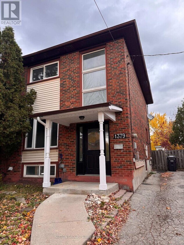 Photo principale - 1379 Freeport Dr