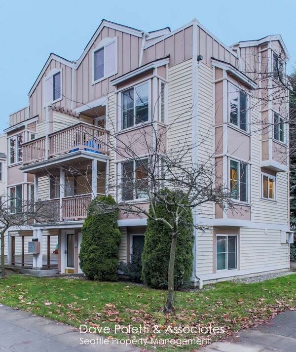 Primary Photo - 2020 E Denny Way