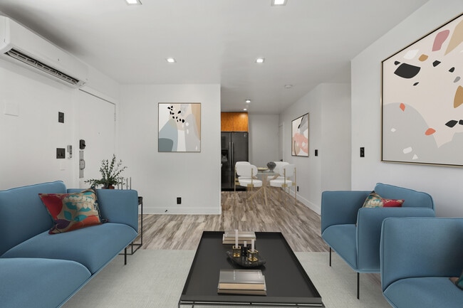 2BD x 1BA (UNIT 3 taken) UNIT 6 is available - 830 Bartlett St.