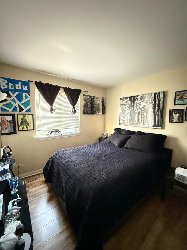 Foto del edificio - 2404 Lexington Ln