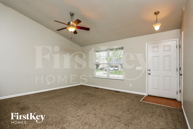 Foto del edificio - 322 Aspen Creek Dr