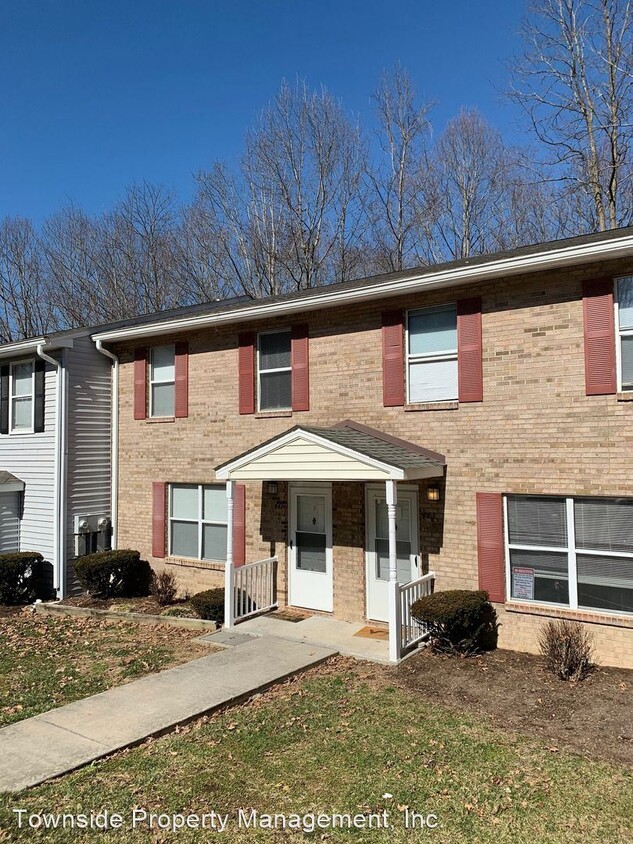 Building Photo - 4 br, 2.5 bath House - 441 Janie Lane