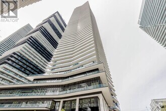 Building Photo - 38-3838 Annie Craig Dr