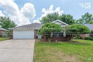 Building Photo - 1210 S Jasmine Ln
