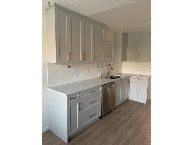 Photo du bâtiment - 1543 Stayte Rd