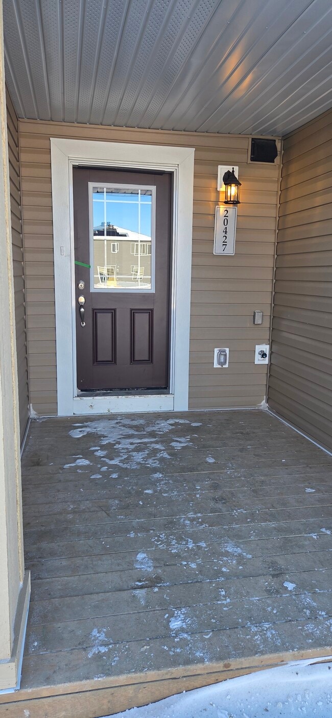 Building Photo - 20431 16 Av NW