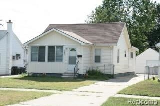 Primary Photo - 5655 N Silvery Ln