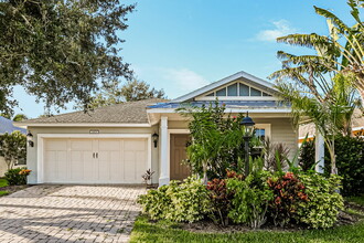Building Photo - 11826 Forest Park Cir