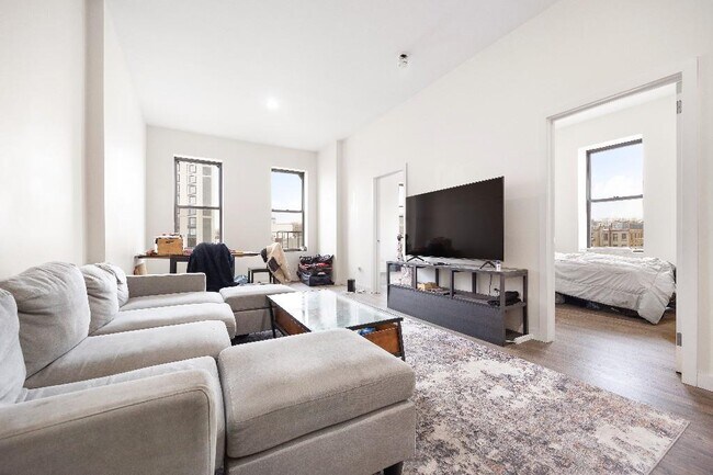 Foto del edificio - 951 Wyckoff Ave