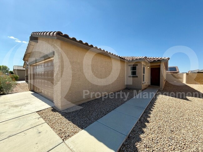 Building Photo - 1036 W Verde Ln
