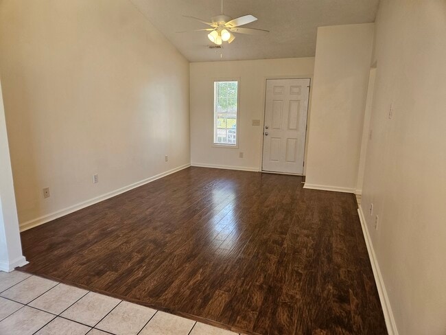 Building Photo - 2701 Ashby Dr