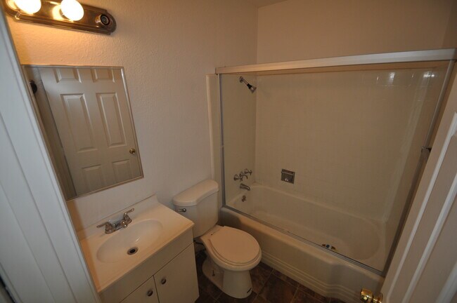 Bath - 3539 Edison Ave