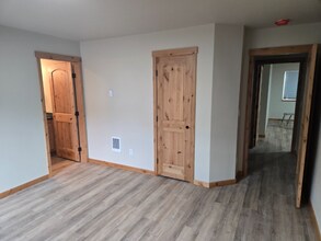 Building Photo - 1679 Montana Hwy 35